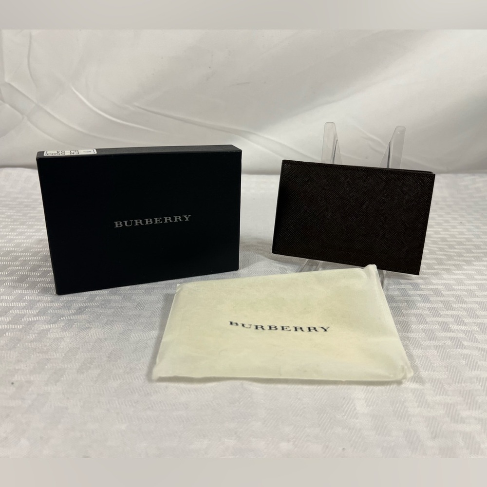 Burberry Brown Saffiano Leather Bifold Card Holder Nova Check w/ Box
